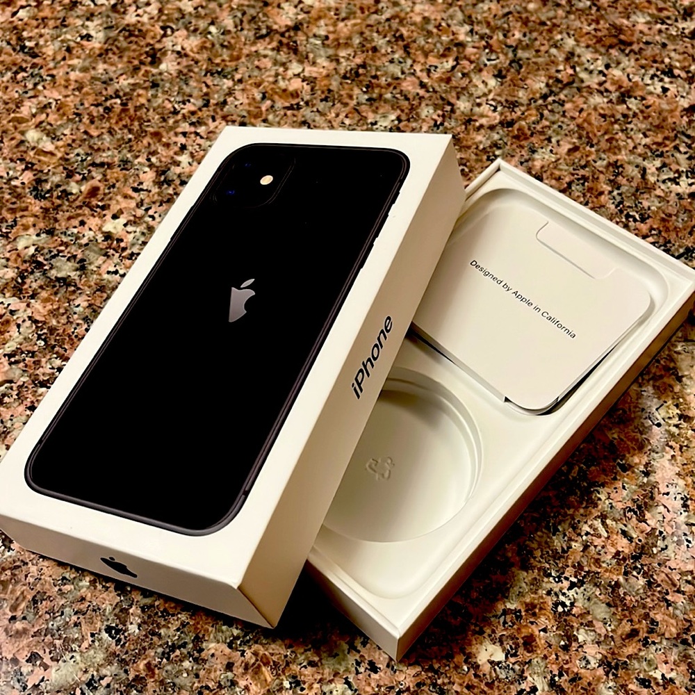 Box only: iPhone 11 (NO PHONE)